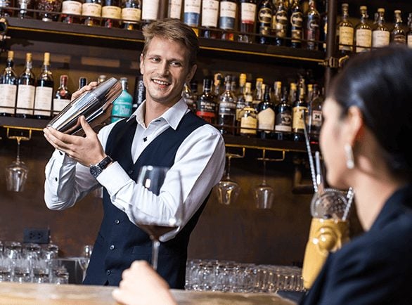 hospitality-training-courses-qld-its-bar-skills